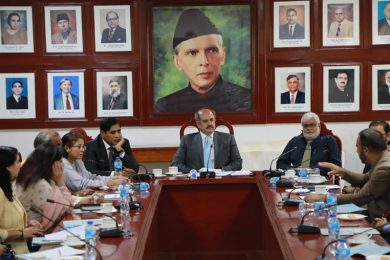 Vice Chancellor Chairs Meeting of Deans, Chairpersons, and Directors to Review Academic and Administrative Matters