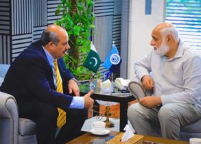 Prof. Dr. Zafar Nawaz Jaspal, Vice Chancellor, Quaid-i-Azam University, met with Prof. Dr. Niaz Ahmad Akhtar (S.I.), Chairman, Higher Education Commission (HEC). Prof. Dr. Zafar Nawaz Jaspal, Vice Chancellor, Quaid-i-Azam University, met with Prof. Dr. Niaz Ahmad Akhtar (S.I.), Chairman, Higher Education Commission (HEC).